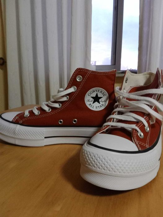 Converse Chuck Taylor NOVO