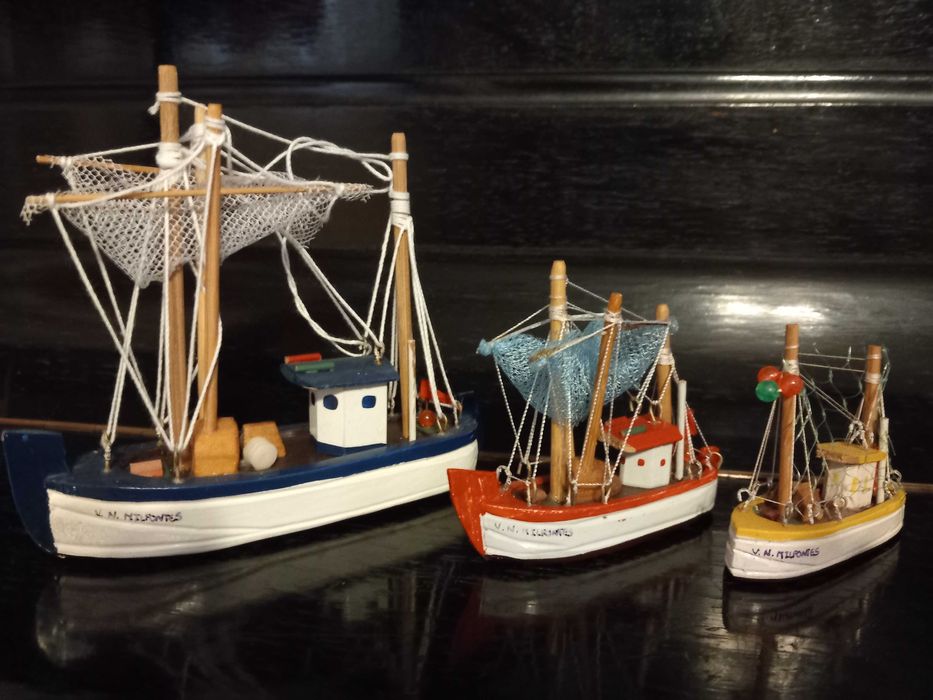 Colecção I  de Barcos de Pesca em madeira
