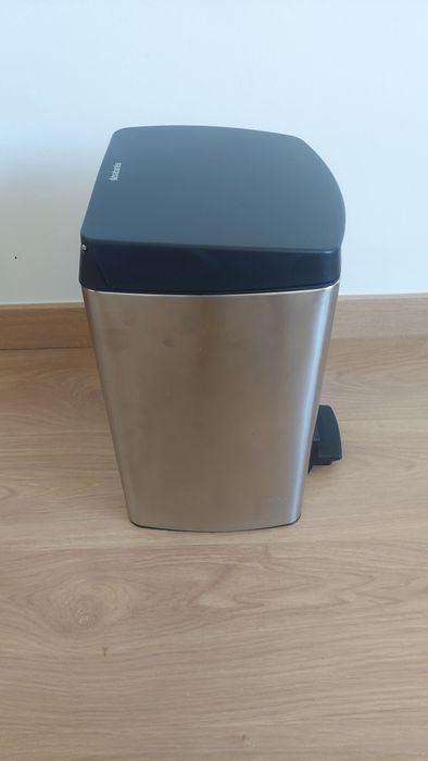 Balde de lixo com pedal 10-12L Brabantia
