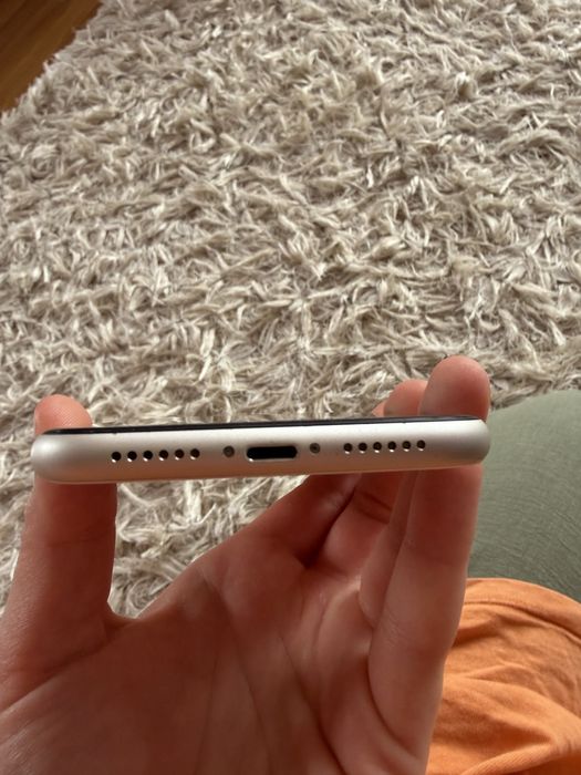 iPhone 11 64GB