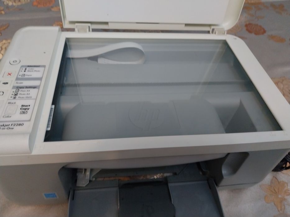 Принтер НР Deskjet F2280