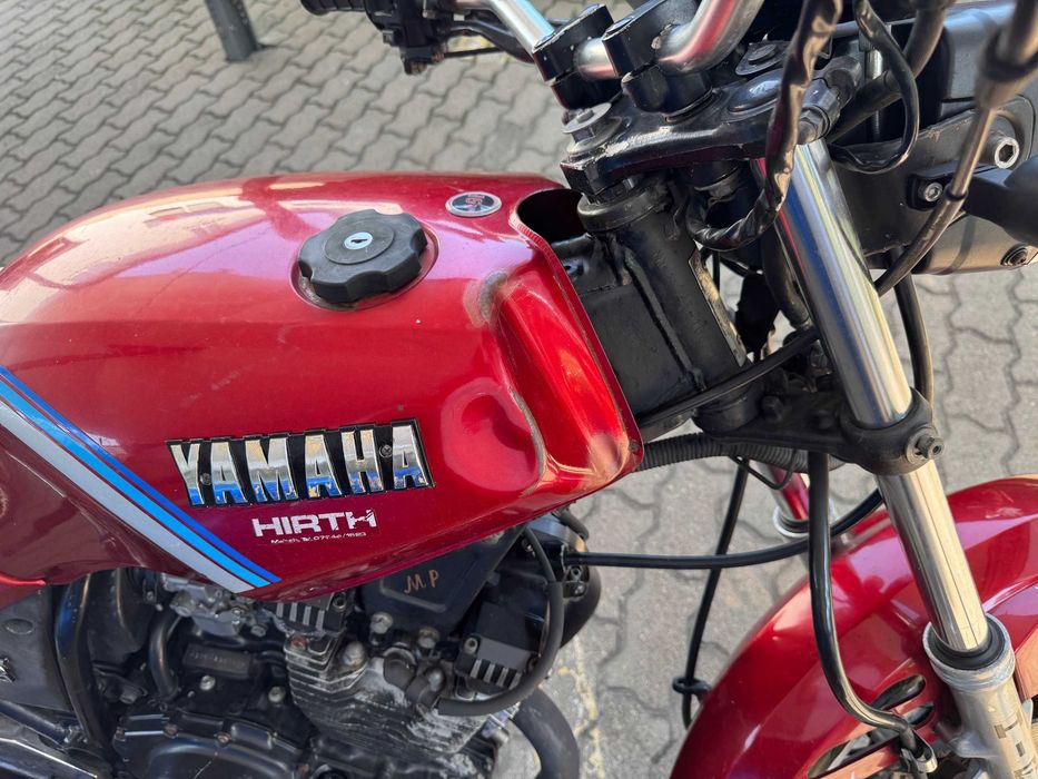 YAMAHA  XS 400  rok 1982
