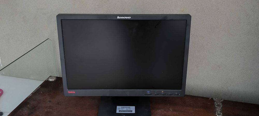 Monitor pc lenovo