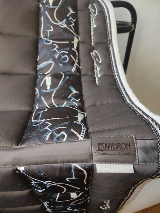 Nowy czaprak Eskadron full vs