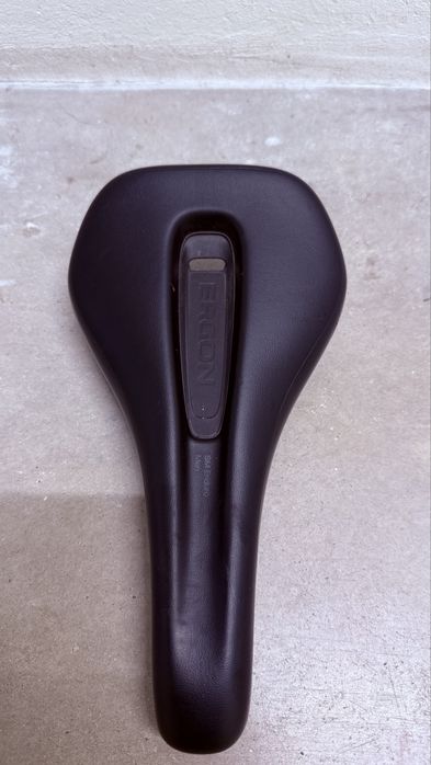 Banco de Bicicleta Ergon Enduro Comp – Preto – Como Novo