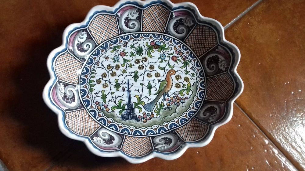 Louça de Coimbra - Pintada à mão e assinada