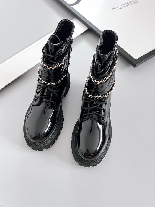 36 Sklep Nowe botki damskie lakierowane SE227-1