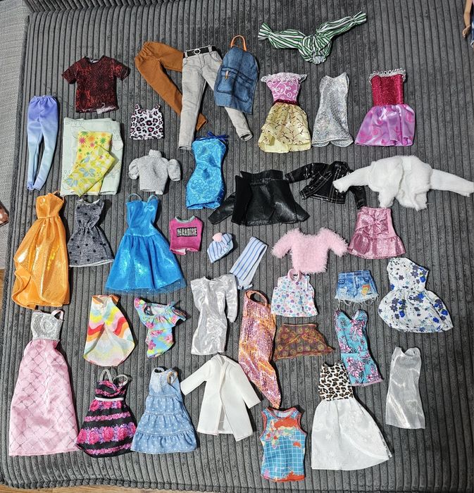 Lalki barbie, szafa , ubranka, buty i akcesoria