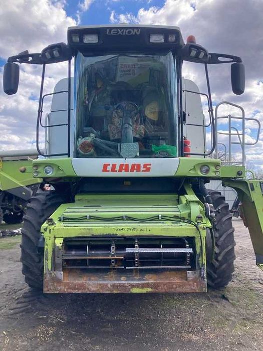 Комбайни Claas Lexion 580 2005р.в., двиг Mercedes. жниварка 9м Варіо