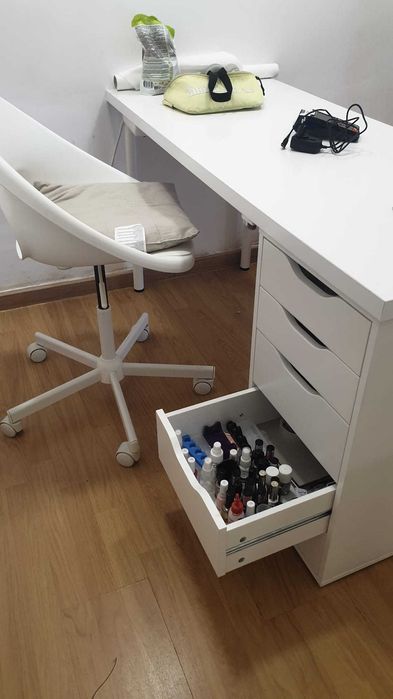 Vendemos apenas tudo junto! Materiais Barbearia e Manicure completos