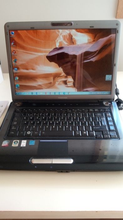 Portátil Toshiba A300