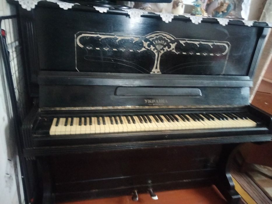 Отдам фортепиано бесплатно
