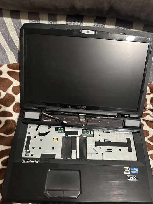 MSI GT780 під відновлення або запчастини + сумка