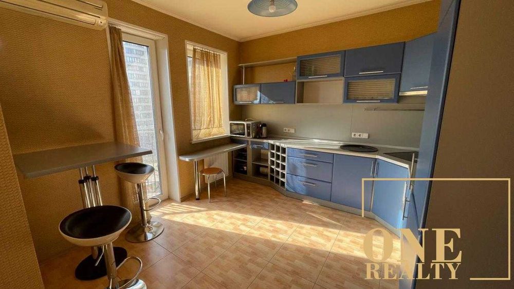 Оренда стильної 1к Метро Університет, Якісний ремонт, меблі та техніка