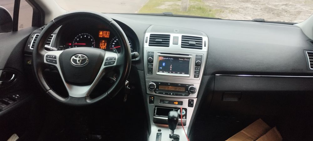 Продам Тойоту Авенсіс