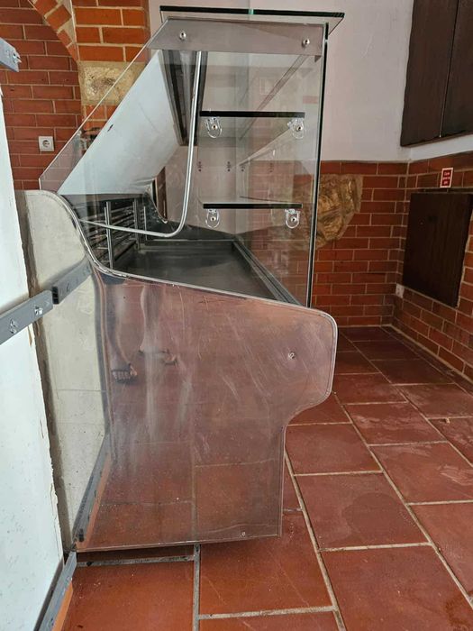 Vitrine refrigerada toda revisada