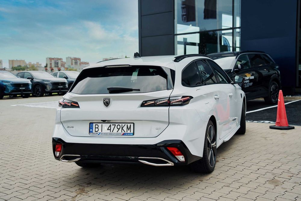 Wypożyczalnia aut PEUGEOT 308 GT KOMBI AUTOMAT 2025r. M-Dealer RENT