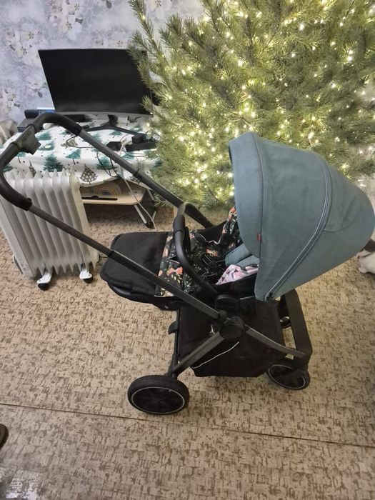 Продам коляску carrello ultra