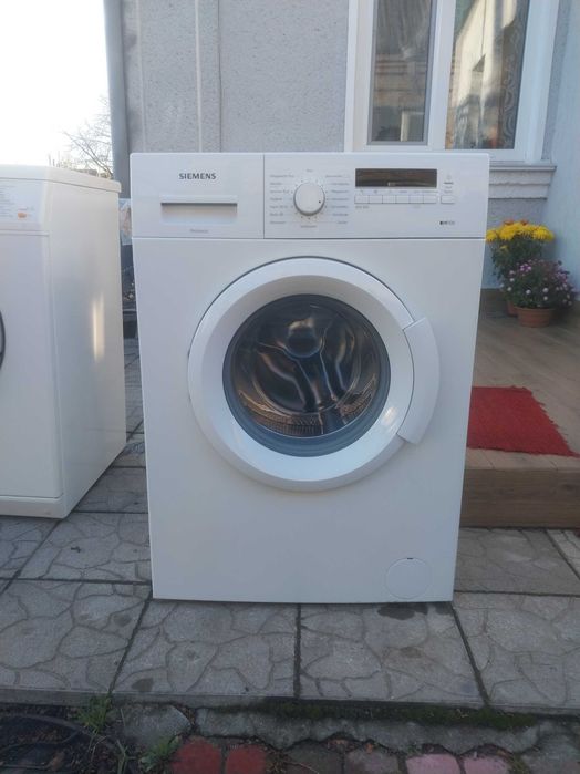 Пральна машина    SIEMENS   WM14E4G3    Siemens WM14B2H2/22