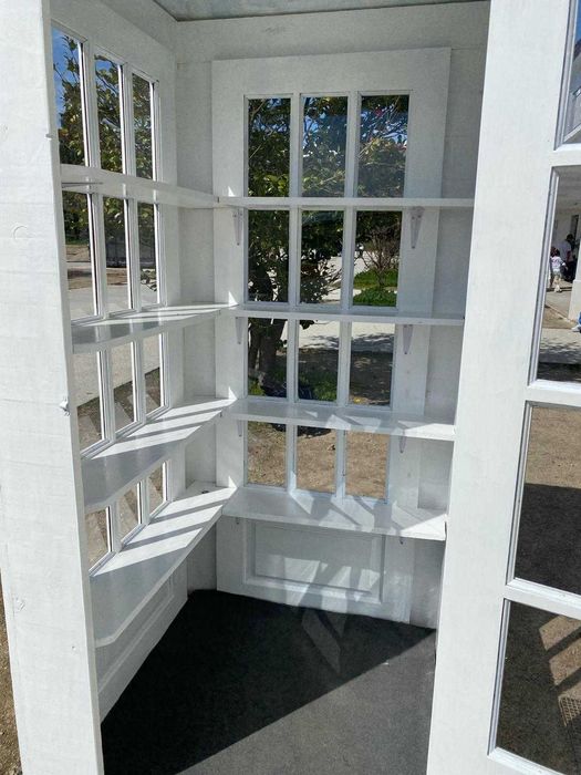 Cabine telefônica Decorativa.