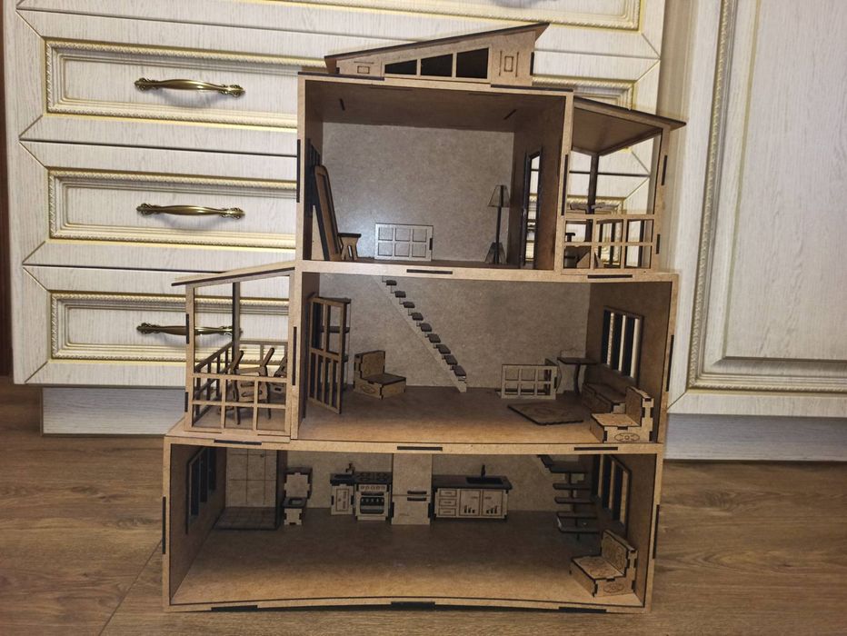 Ляльковий будиночок з фанери