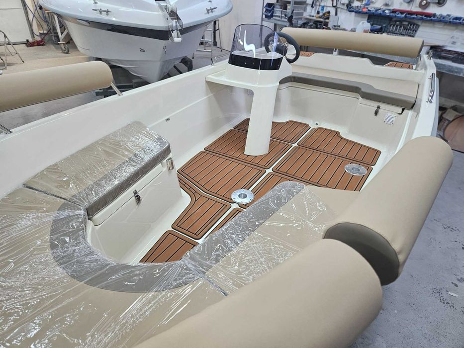 Łódź motorowa SCALAR 450