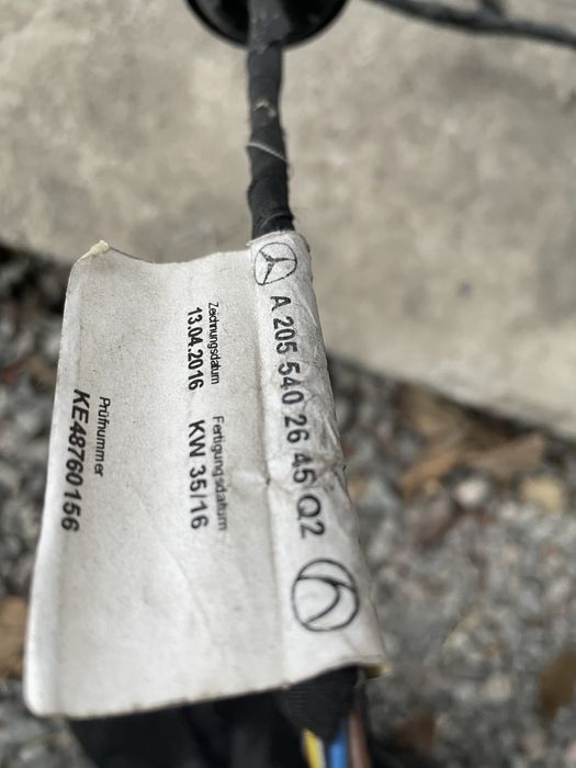 Губа задня Mercedes C-class w205 у зборі