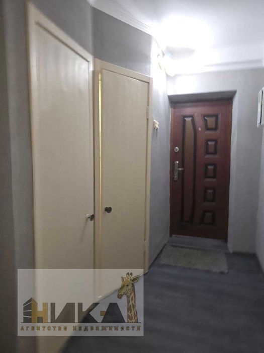 Продам 2-х кімнатну квартиру вул. Лахтінська