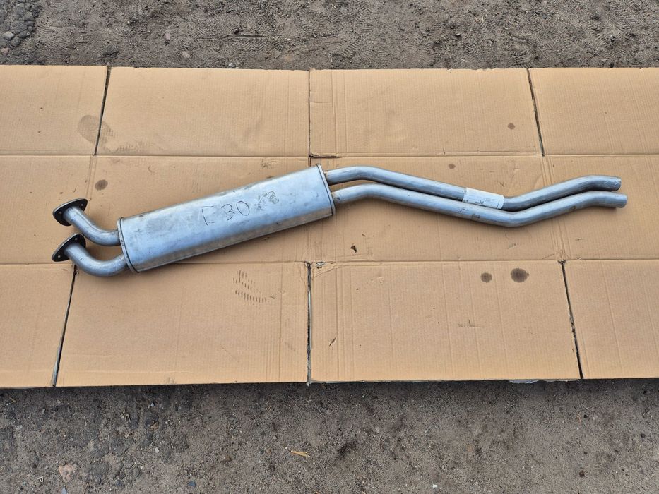 NOWY Tłumik Środkowy BMW 3 E30 323i  2.3 2.4 Sedan 83-87r. Wydech