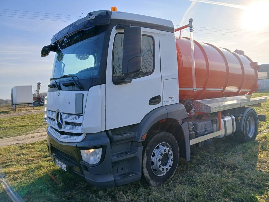 Mercedes Antos asenizacyjny beczka asenizacja szambiarka specjalny