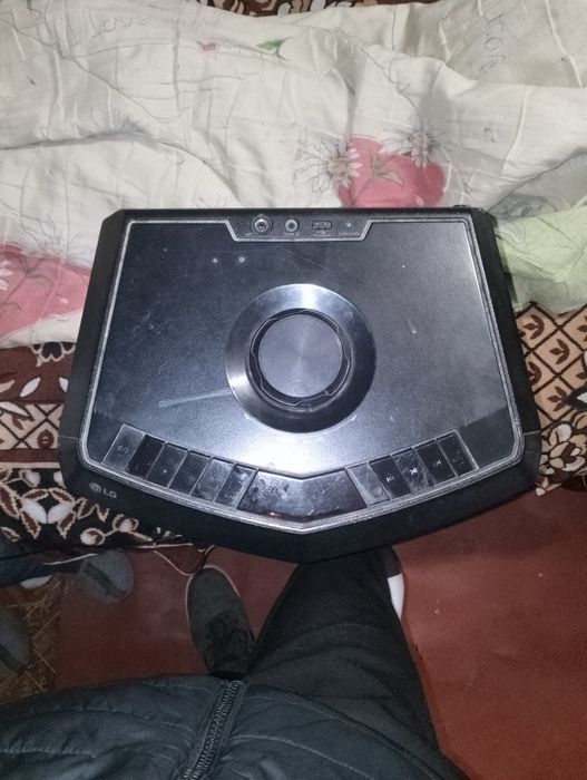 Aкустика,колонка лише через блютуз