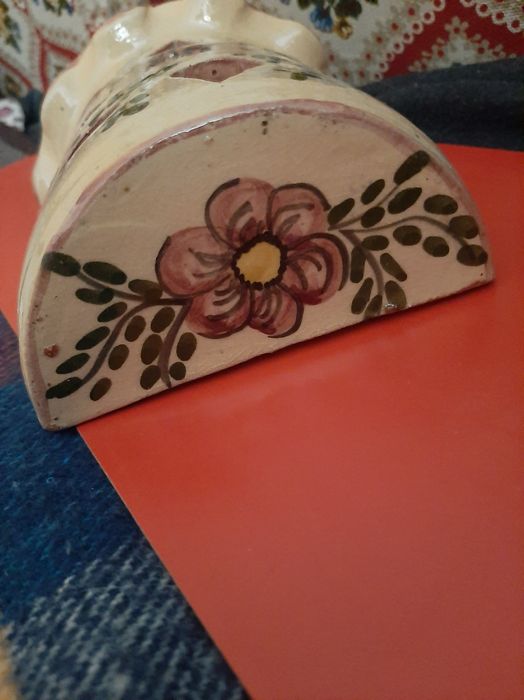 Aplique em cerâmica p/parede. NOVO.