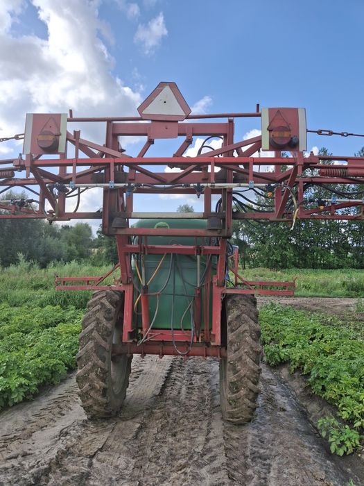 Opryskiwacz stanimpex 3200l 18m hydrauliczny