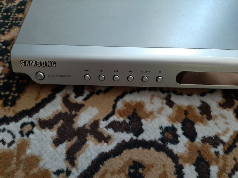 Продам DVD Samsung