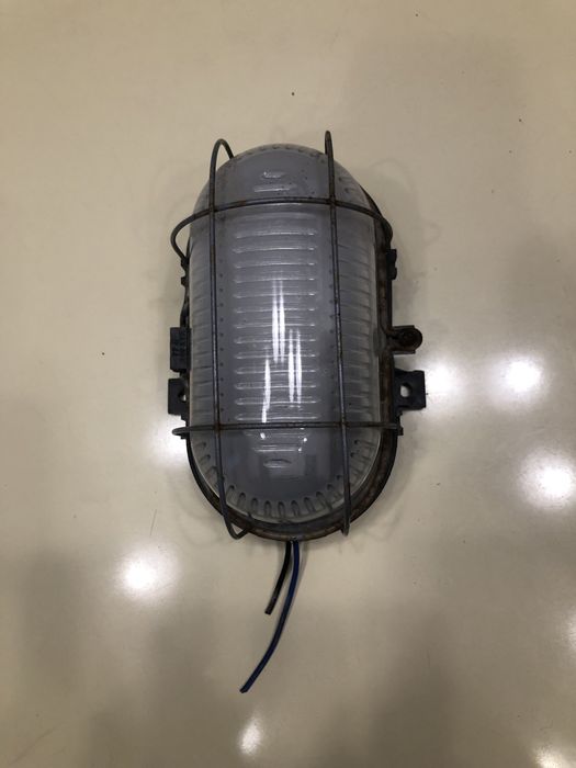 Projector exterior443783635409326080
