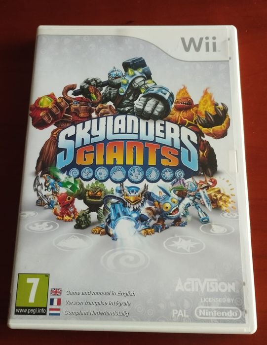 Skylanders Giants Starter Pack