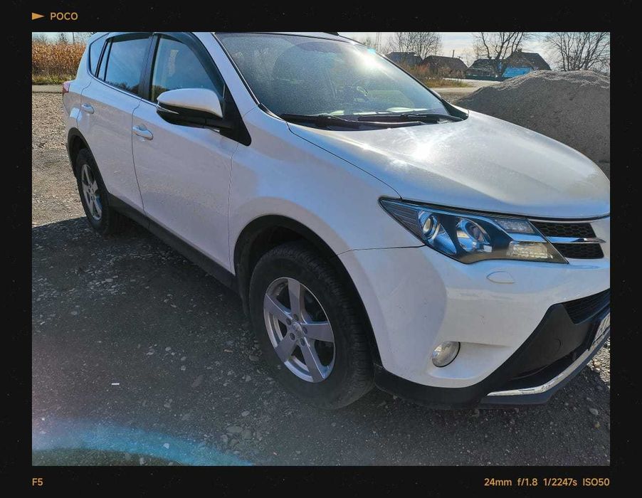 Авто--Toyota RAV4