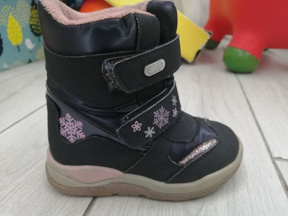 Продам зимние сапоги 23 размер 15.5 см стелька