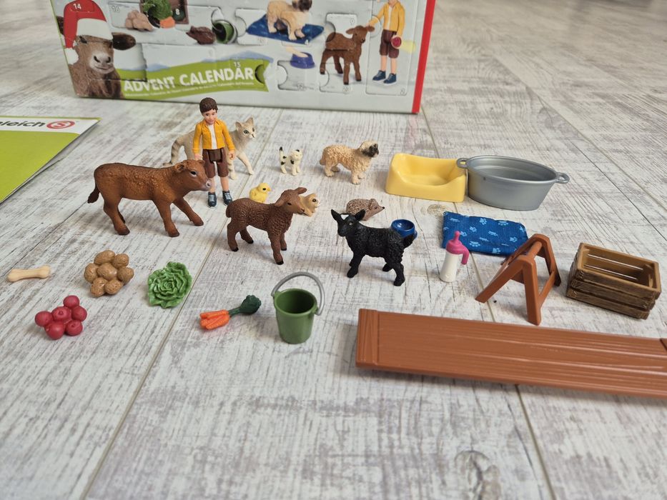 Schleich farm world duży zestaw figurek cielak kotek piesek