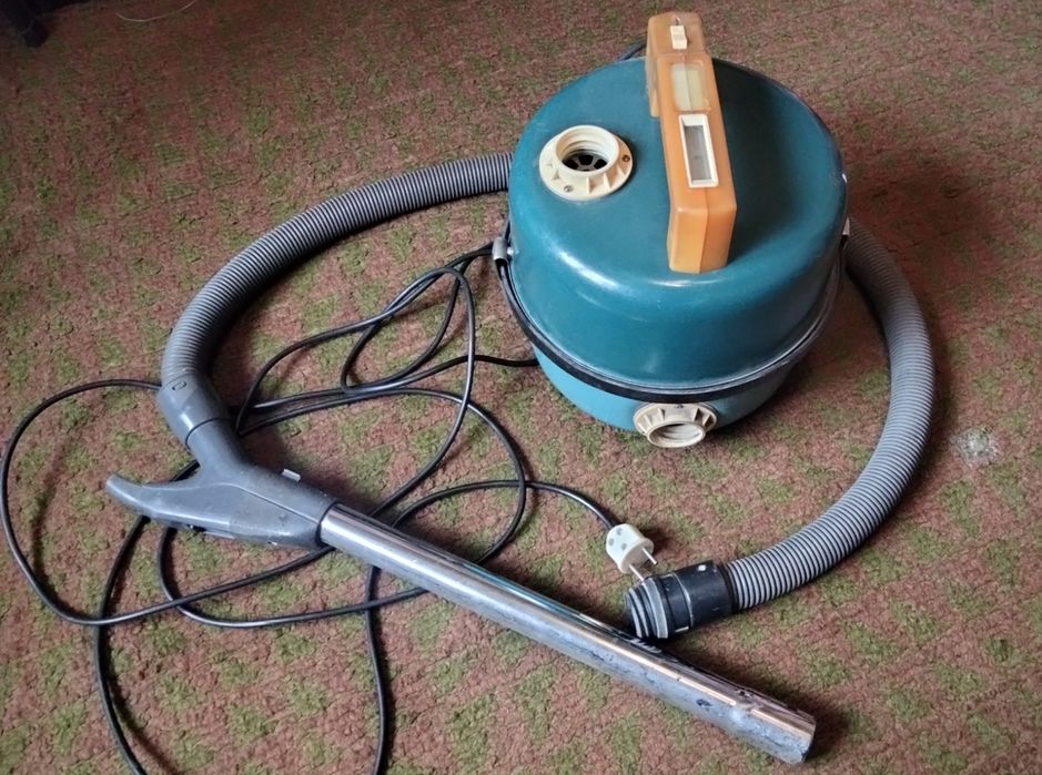 Пылесос СССР Витязь