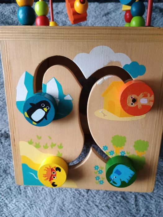 Kostka edukacyjna z przeplatanką