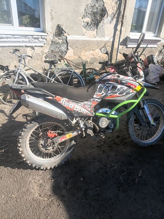 Продам     шінерая