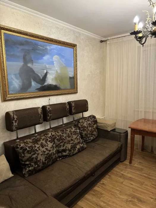 Продам 4 комнатную квартиру 84 м2 с ремонтом на Алексеевка,пр. Победы VI
