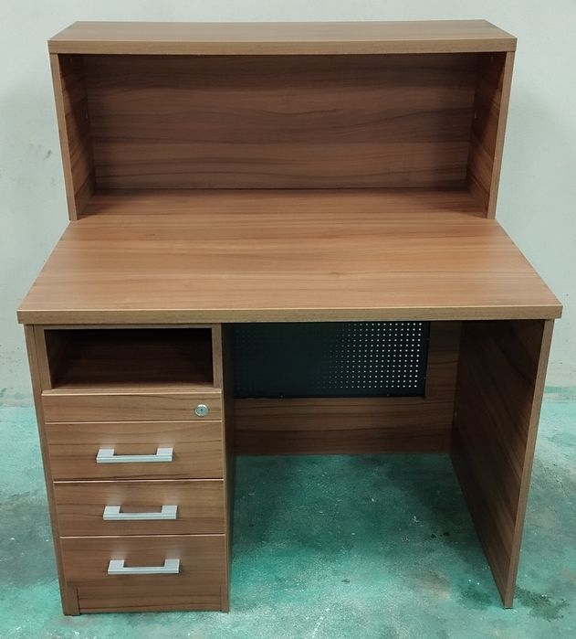 Nowa lada recepcyjna / sklepowa z nadstawką i kontenerkiem – solidna!