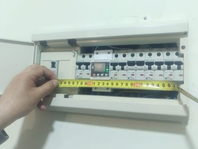 Смарт реле захисту напруги WiFi Tuya Smart life електрика напряжения ...