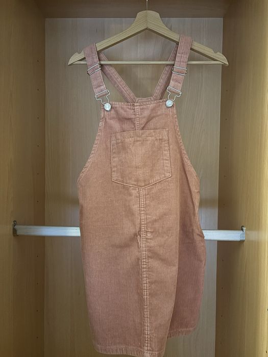 Jardineiras-Saia Rosa