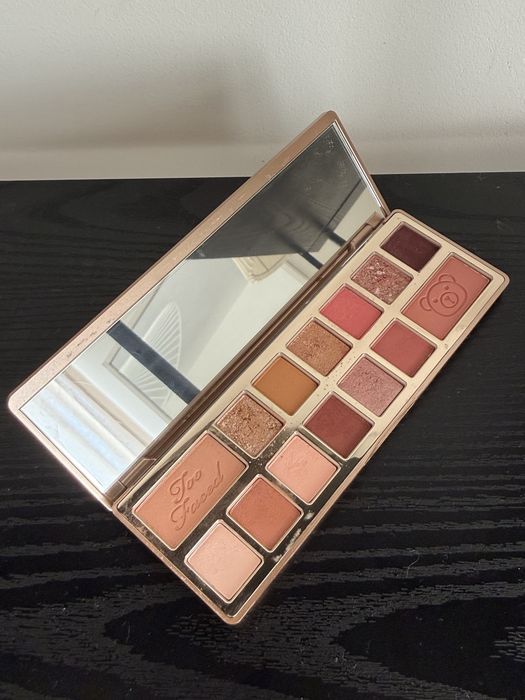 Too Faced Teddy Bare Eye Shadow Palette paletka cieni do powiek