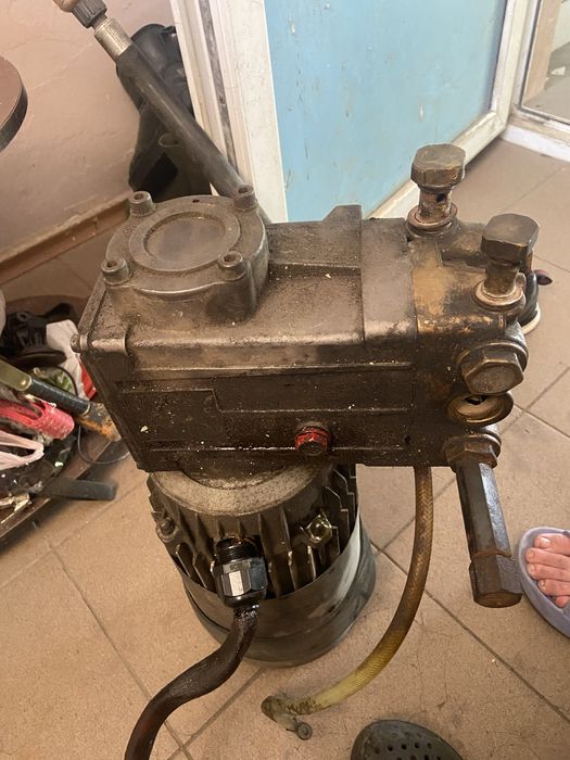 Продам насос выокого давления