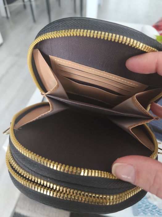 Torebka, rowerówka mała na ramię Forever Queen, czarna stan jak nowy