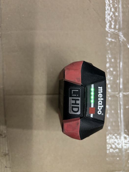 Акумуляторна болгарка Metabo CC 12 BL акумулятор 4ah